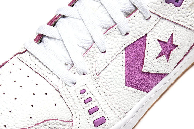 Converse | AS-1 Pro Ox 'Chameleon'

Style # A11995C
Color : White / Fuchsia Glow / White