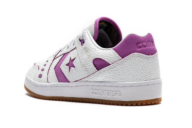 Converse | AS-1 Pro Ox 'Chameleon'

Style # A11995C
Color : White / Fuchsia Glow / White