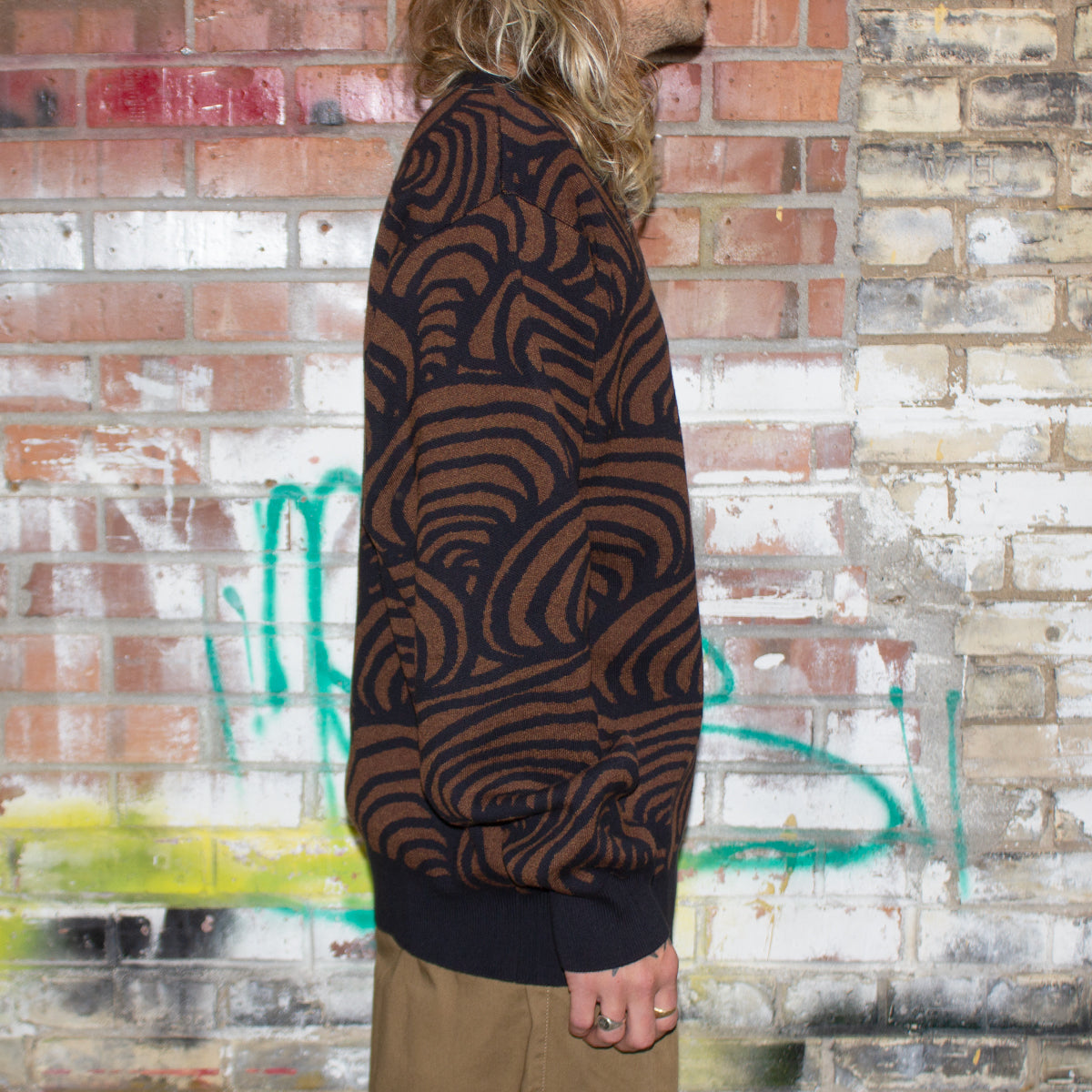 GX1000 | Jacquard ZK Sweater Color : Brown