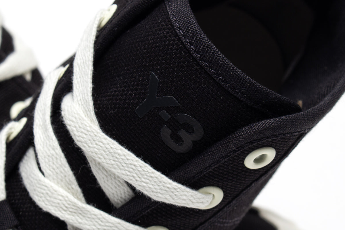 Adidas - Y-3 Nisi Hi
Style # KI2668
Color : Black / Black / Off White