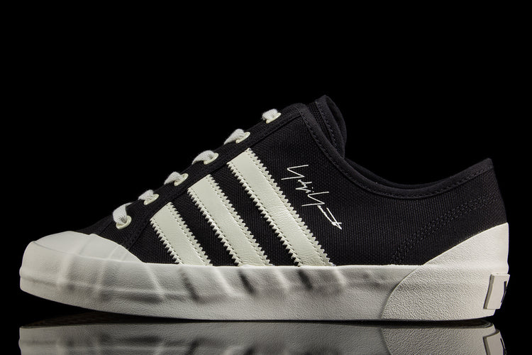 Adidas - Y-3 Nisi Lo
Style # KH9321
Color : Black / Black / Off White