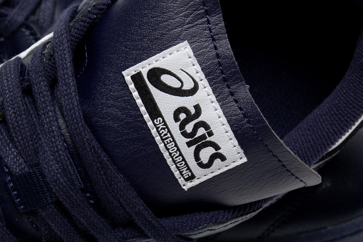 Asics Skateboarding - Leggerezza FB
Style # 1201B058.400
Color : Navy / White