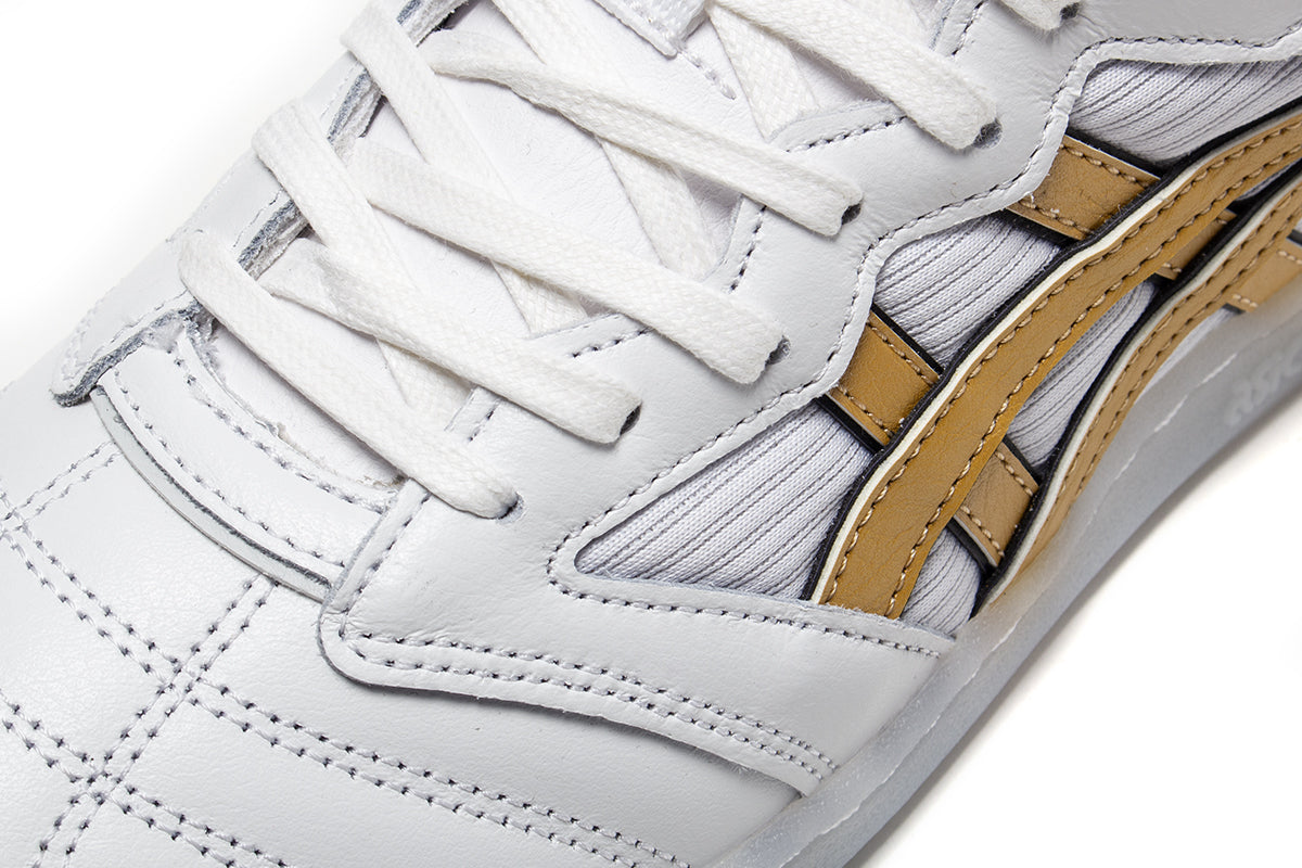 Asics Skateboarding - Leggerezza FB
Style # 1201B058.100
Color : White / Pure Gold