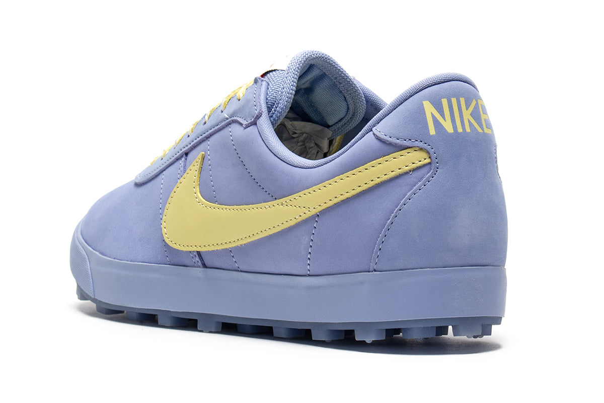 Nike - Astrograbber
Style # IH2341-400
Color : Aluminum / Soft Yellow / Sail / Black