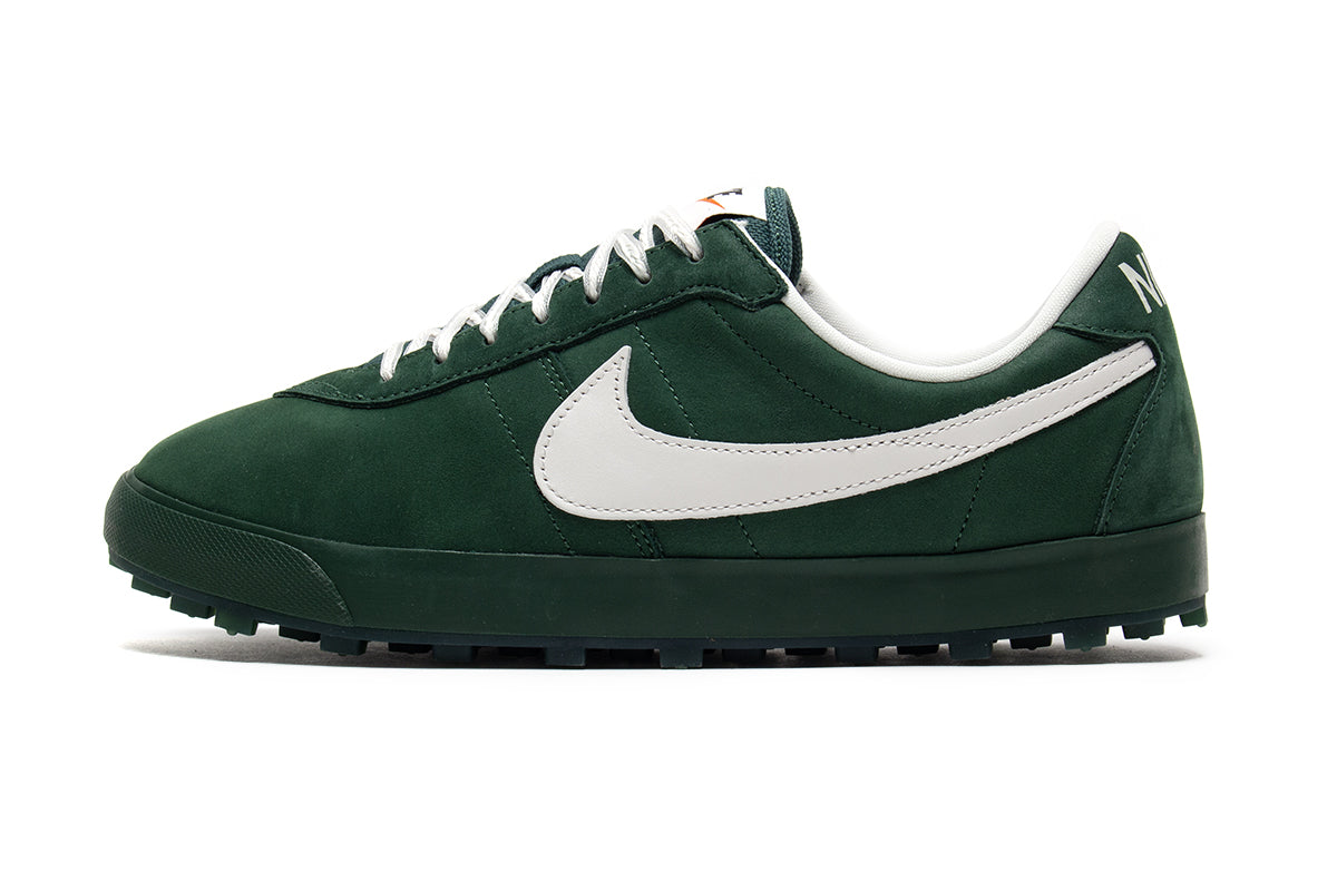 Nike - Astrograbber
Style # IH2341-300
Color : Fir / Phantom / Sail / Black