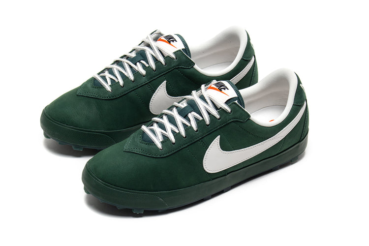 Nike - Astrograbber
Style # IH2341-300
Color : Fir / Phantom / Sail / Black