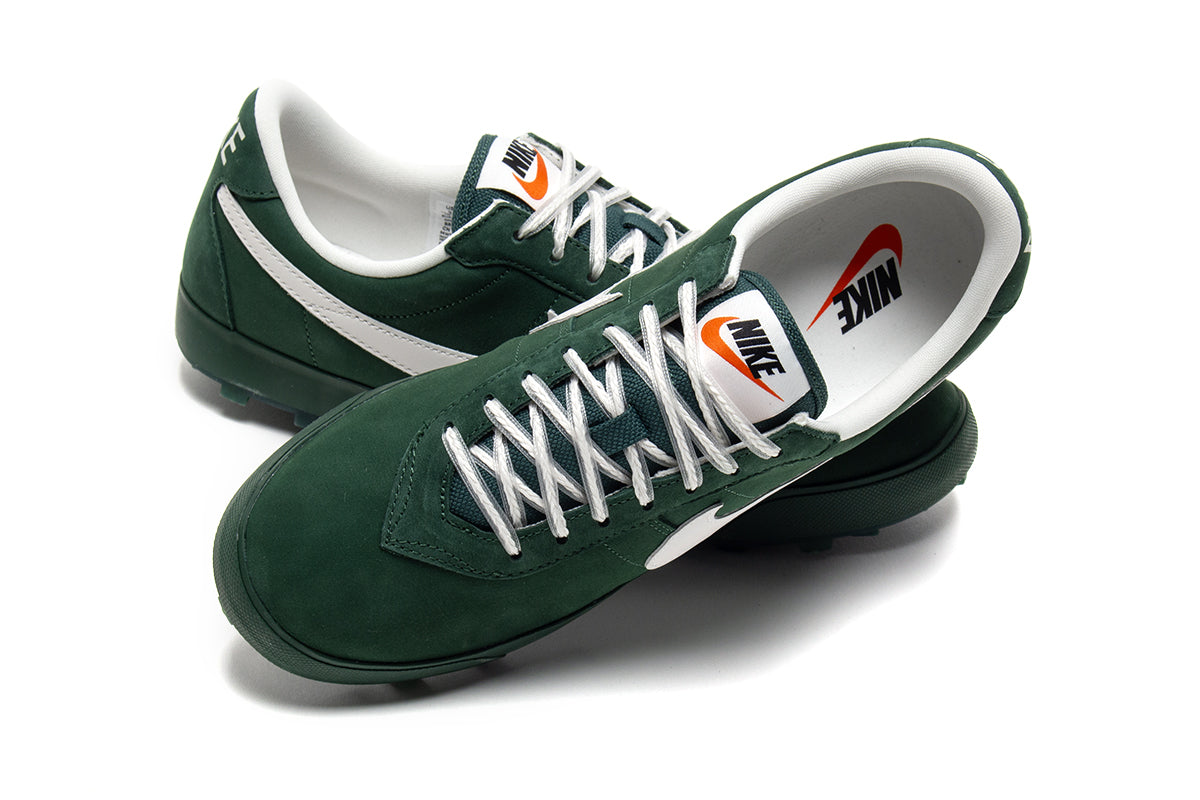 Nike - Astrograbber
Style # IH2341-300
Color : Fir / Phantom / Sail / Black