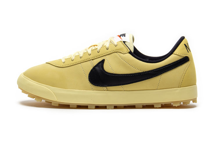Nike - Astrograbber
Style # IH2341-700
Color : Soft Yellow / Black / Sail / Safety Orange