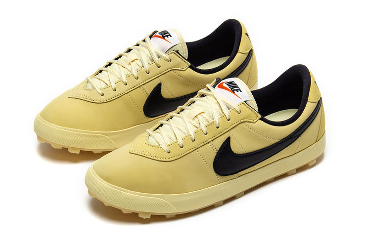Nike - Astrograbber
Style # IH2341-700
Color : Soft Yellow / Black / Sail / Safety Orange