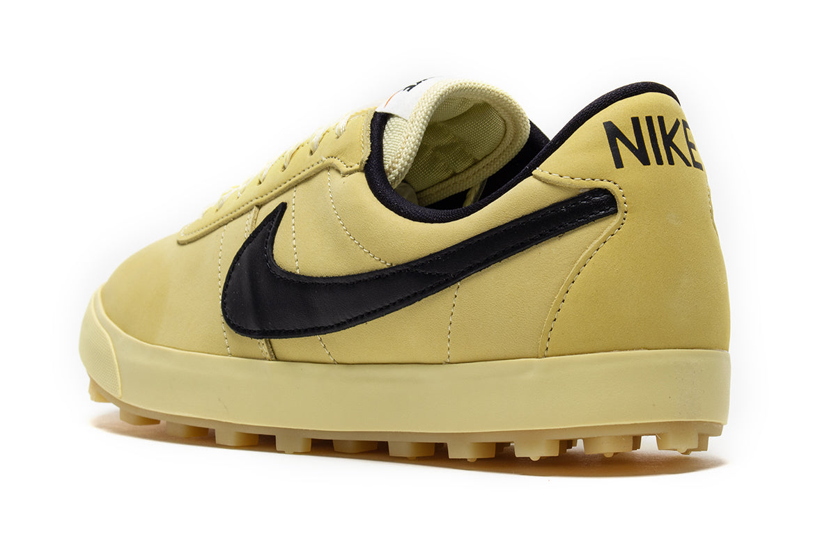 Nike - Astrograbber
Style # IH2341-700
Color : Soft Yellow / Black / Sail / Safety Orange