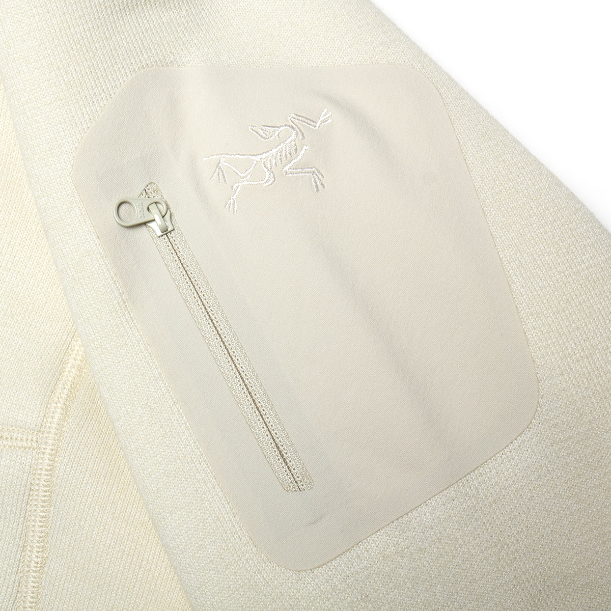Arc'teryx - Women's Covert Half-Zip
Style # X000010736
Color : Arc Silk Heather / Salt