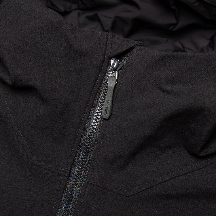 Arc'teryx - Women's Clarkia AR Insulated Hoodie
Style # X000010746
Color : Black