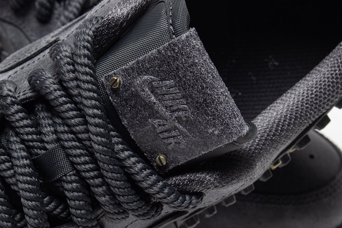 Nike - Air Force 1 '07 LV8
Style # IH4965-254
Color : Medium Ash / Anthracite / Black