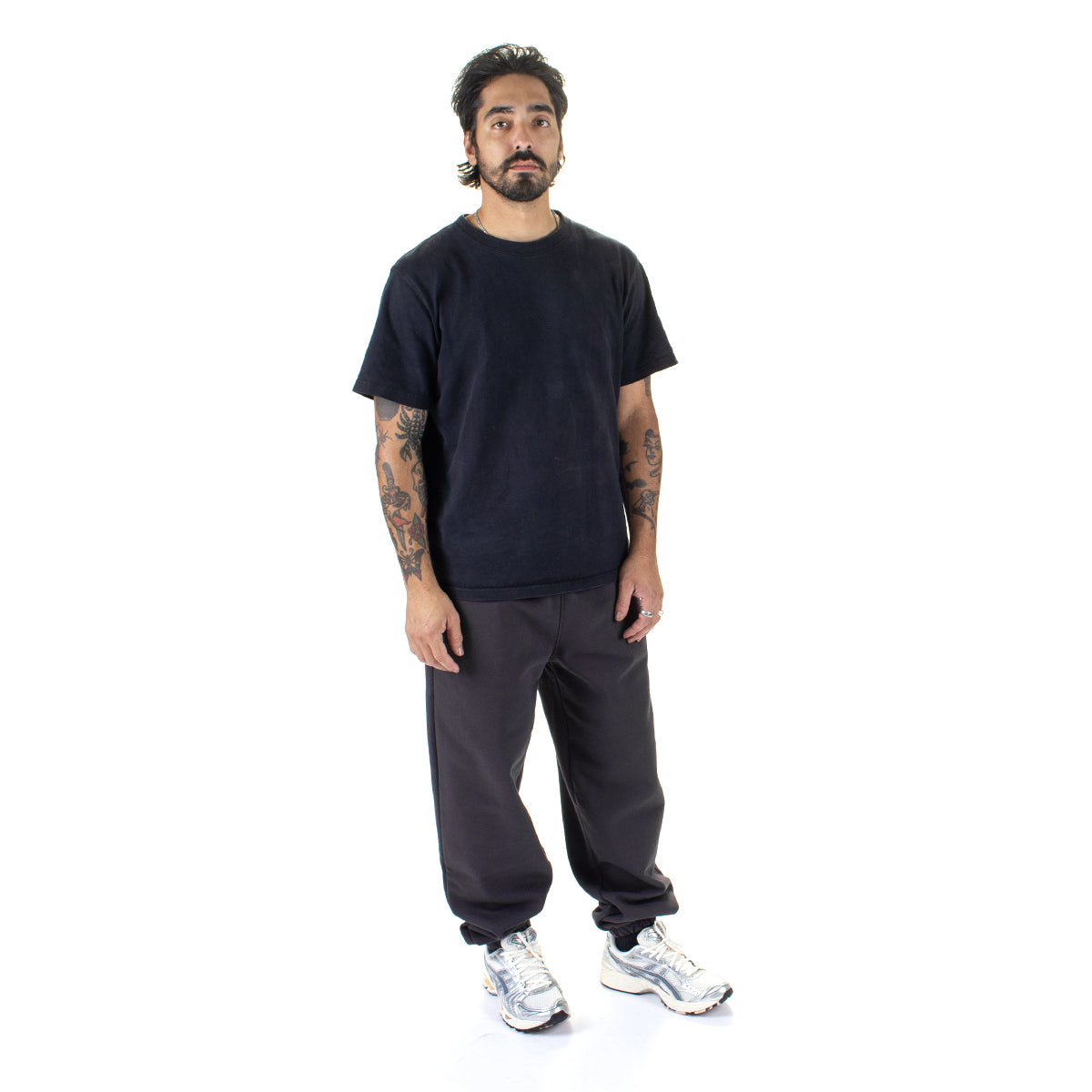 The North Face - Redbox Sweatpants
Style # NF0A8EG30SA1
Color : Obsidian
