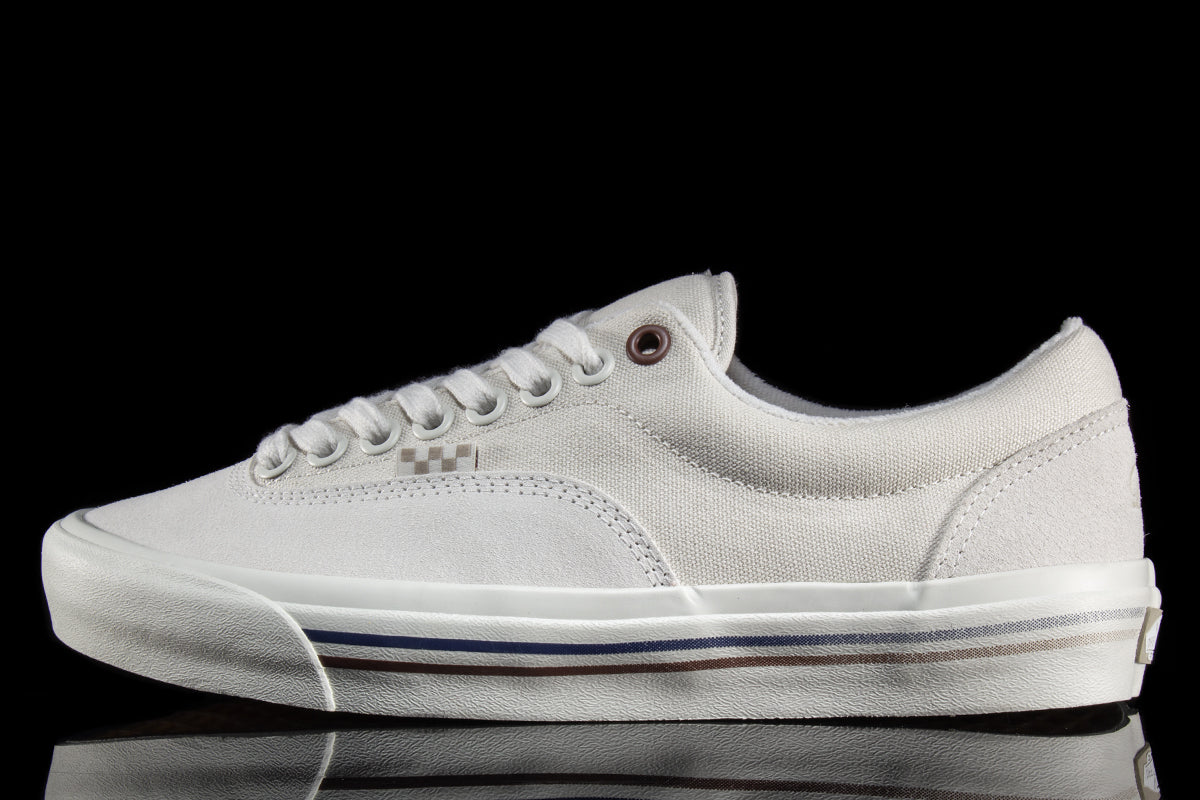 Vans - Skate Era Stub x Dime

Style # VN000DA3TUP1
Color : Taupe White