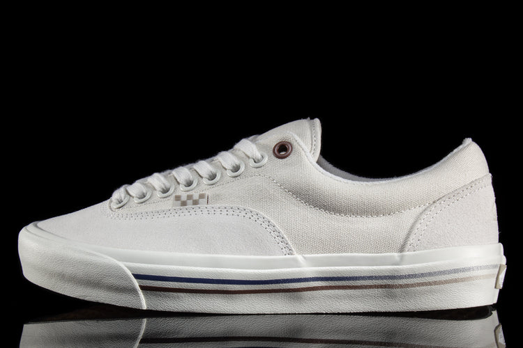 Vans - Skate Era Stub x Dime

Style # VN000DA3TUP1
Color : Taupe White
