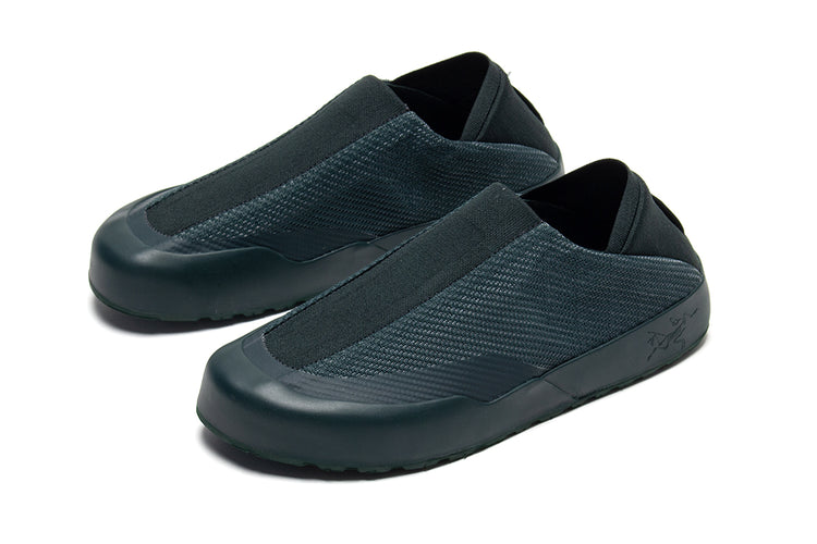 Arc'teryx - Kragg
Style # X000010078
Color : Dark Jade / Dark Jade