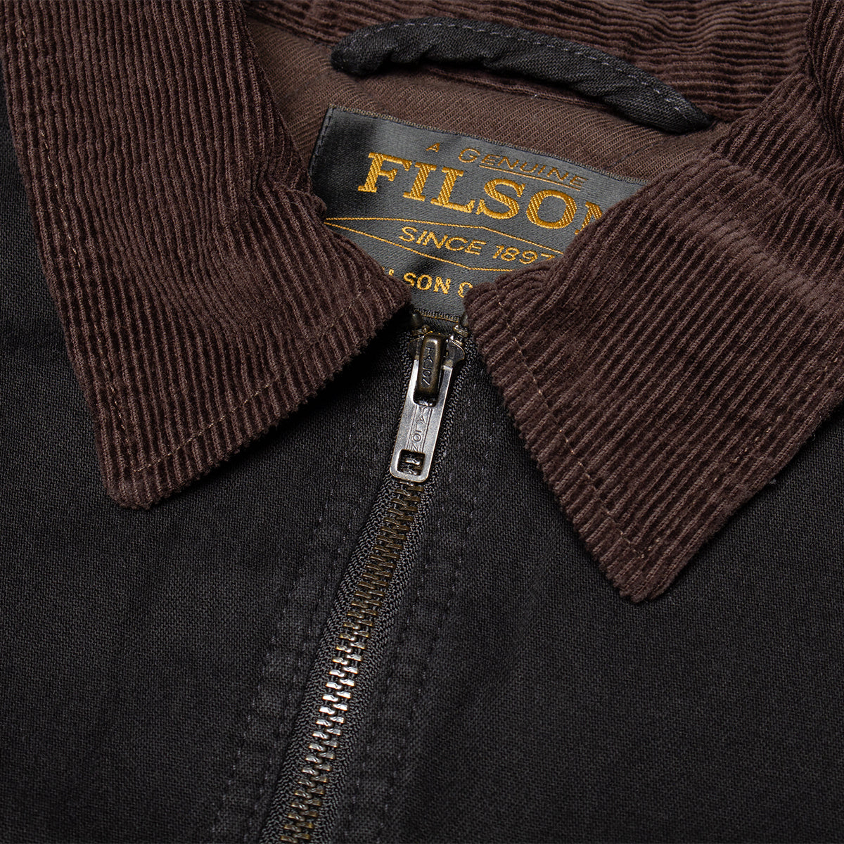 Filson - Denim Tacoma Jacket
Style # F1420485237
Color : Rinsed Black