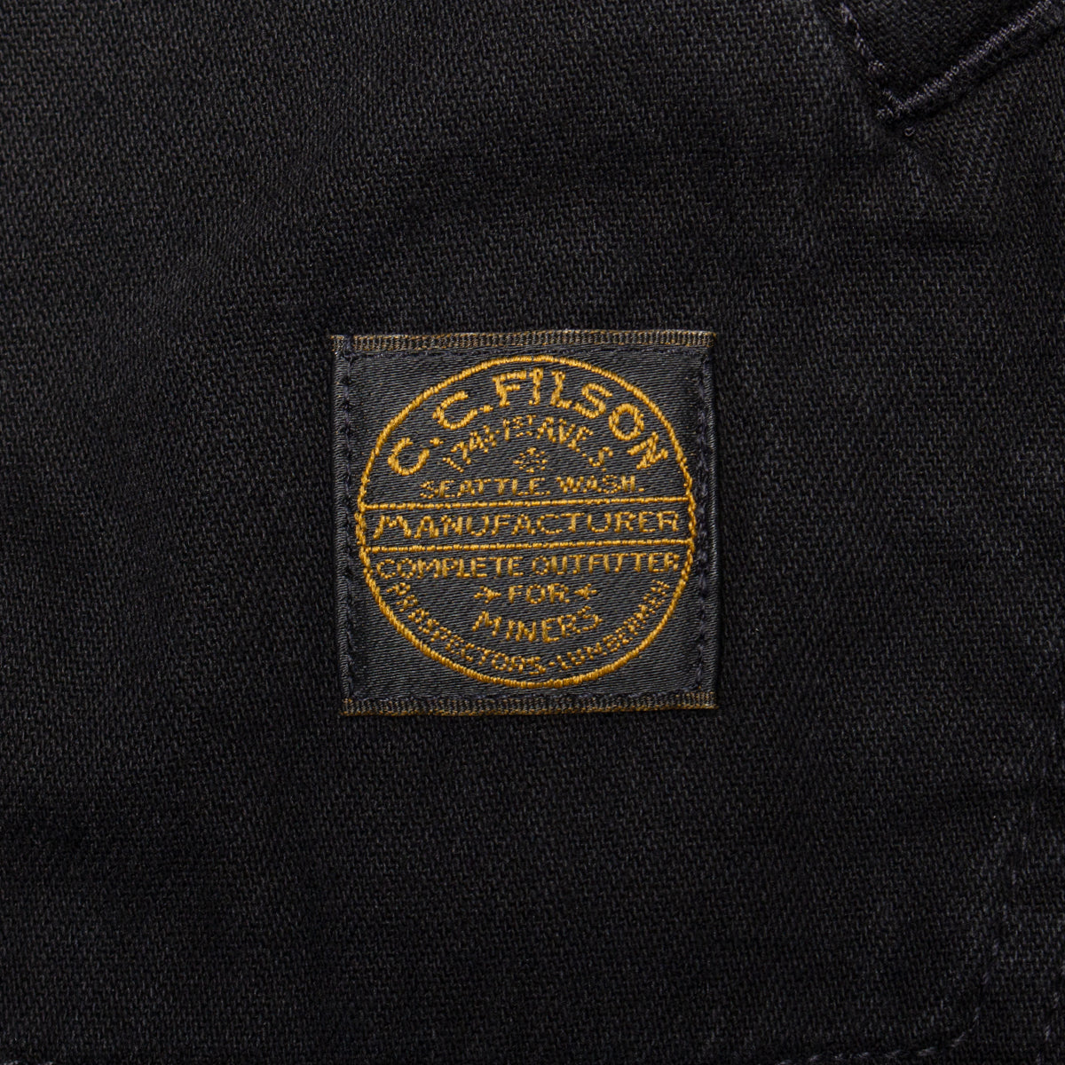 Filson - Denim Tacoma Jacket
Style # F1420485237
Color : Rinsed Black