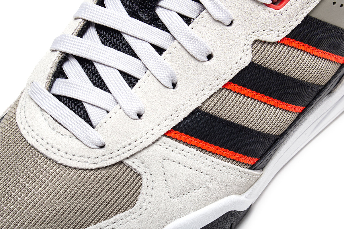 Adidas - Tekkira Cup
Style # JQ8906
Color : Orb Grey / Core Black / Solar Red
