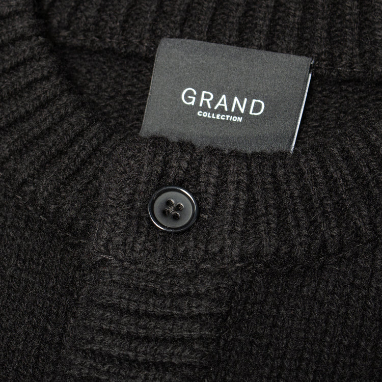 Grand Collection - Wool Cardigan
Color : Black&nbsp;