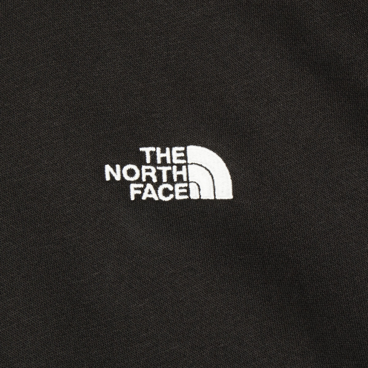 The North Face | Evolution Vintage Hoodie
Style # NF0A84GEJK31
Color : TNF Black