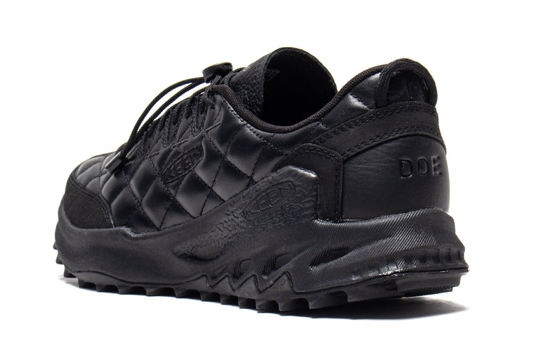 Keen - Jasper Zionic
Style # 1032650
Color : Doe Black / Star White