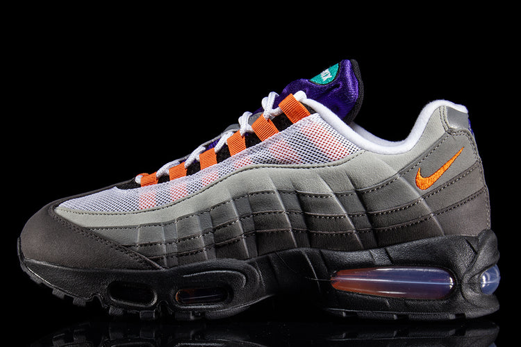 Nike - Air Max 95 Big Bubble
Style # IM2211-001
Color : Black / Volt / White