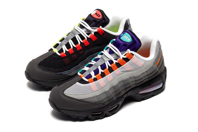Nike - Air Max 95 Big Bubble
Style # IM2211-001
Color : Black / Volt / White