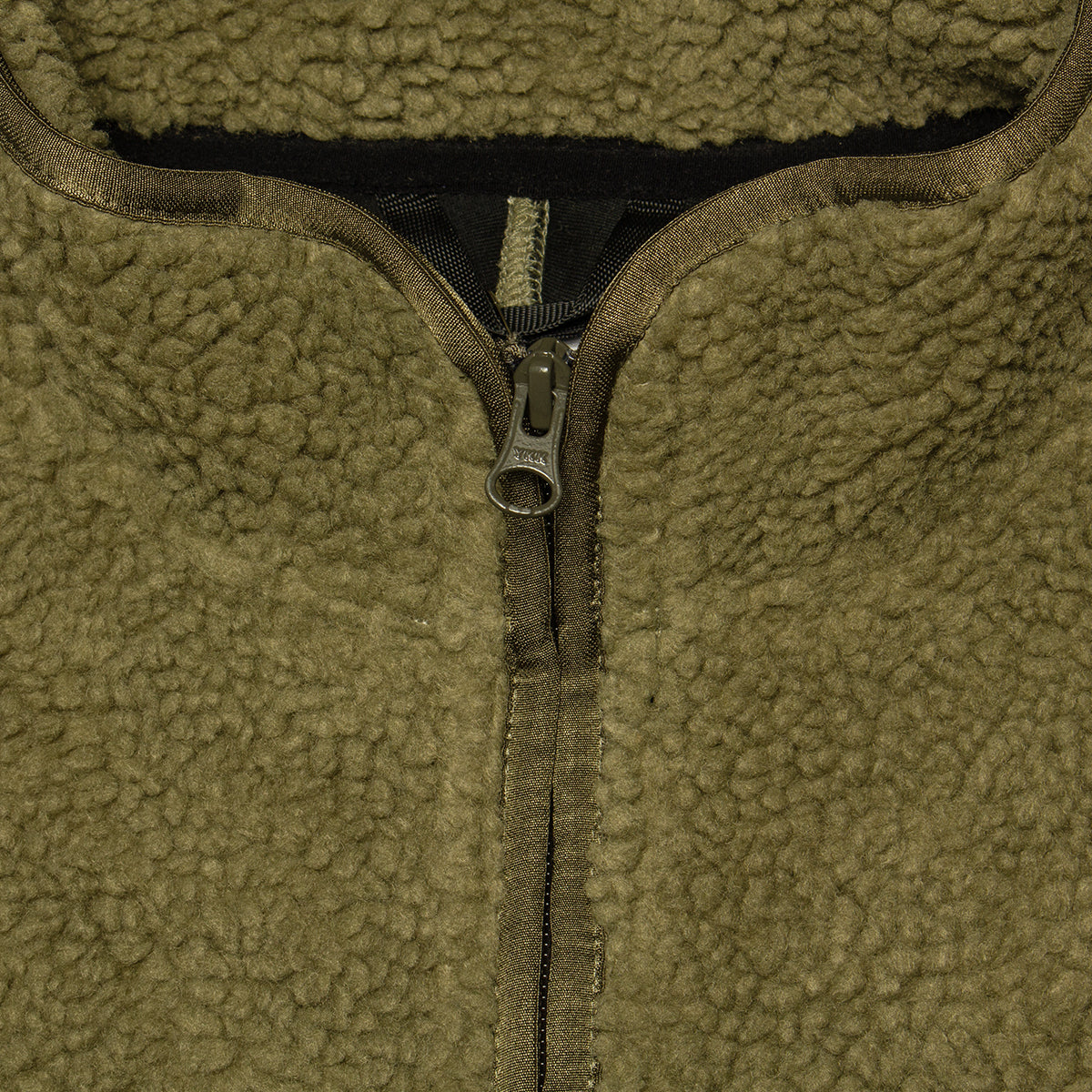 Polar Skate Co. | Kiki Jacket
Color : Khaki / Green