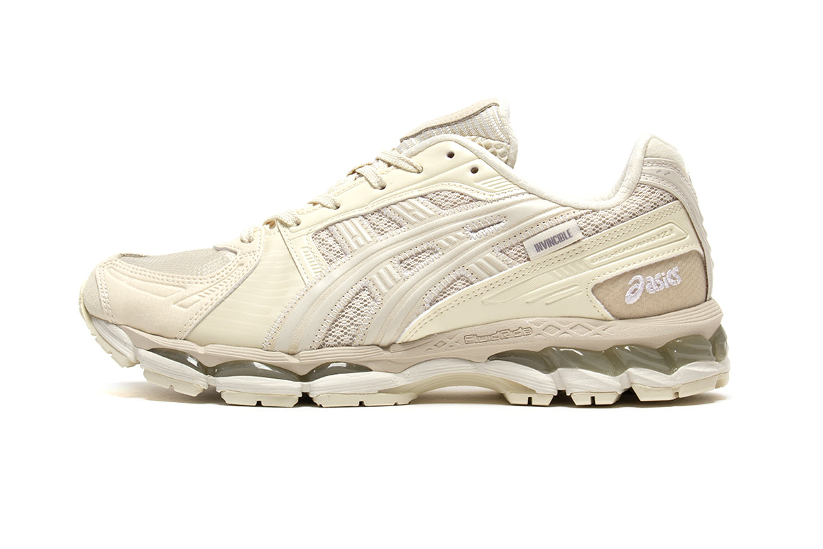 Asics - Gel-Kayano 12.1 x Invincible x Madness
Style # 1203B150.250
Color : Vanilla / Vanilla