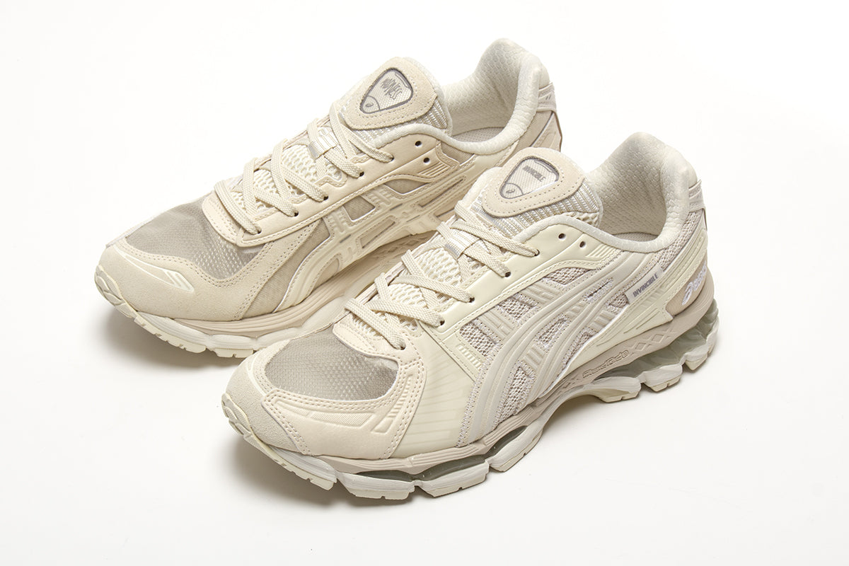 Asics - Gel-Kayano 12.1 x Invincible x Madness
Style # 1203B150.250
Color : Vanilla / Vanilla