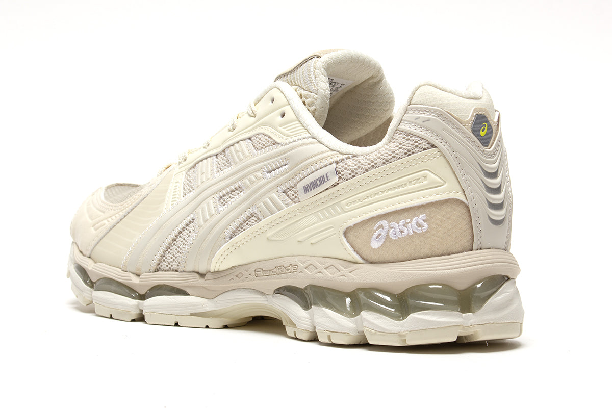 Asics - Gel-Kayano 12.1 x Invincible x Madness
Style # 1203B150.250
Color : Vanilla / Vanilla