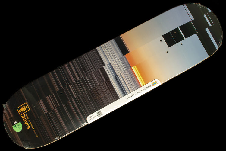 Girl - Kinsey Code Deck
Sizes : 8" &amp; 8.25"
Wheelbase : 14" (all sizes)
Length : 31.88" (8) - 31.875" (8.25)
Rowan Davis