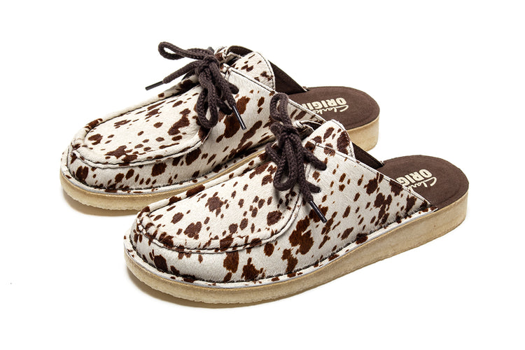 Clarks Originals - Women's Nomad Mule
Style # 26328058
Color : Brown Cow Print