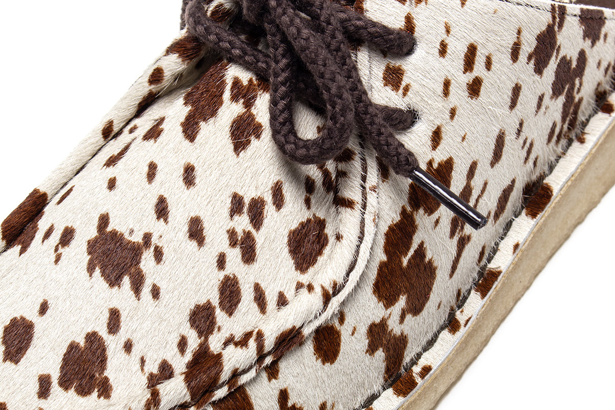 Clarks Originals - Women's Nomad Mule
Style # 26328058
Color : Brown Cow Print