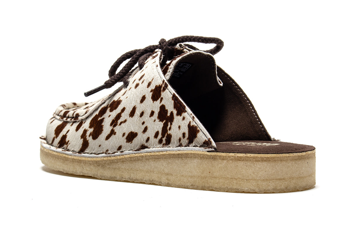 Clarks Originals - Women's Nomad Mule
Style # 26328058
Color : Brown Cow Print