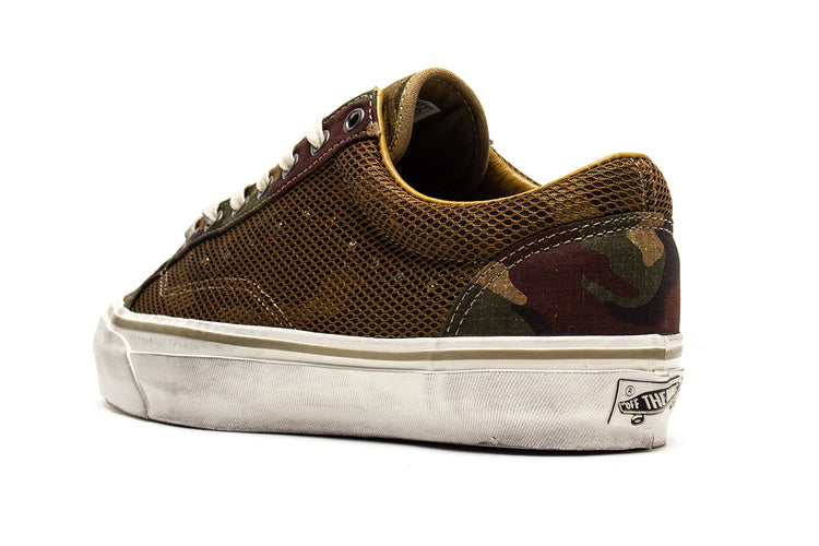 Vans OTW - LX Old Skool 36
Style # VN000D9RWVD1
Color : Combat Dark Green