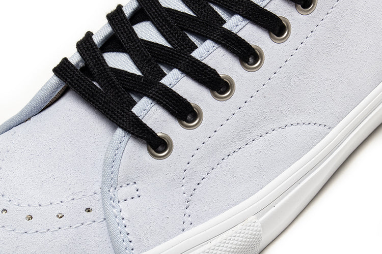 Vans - Skate Ave Classic
Style # VN000Y1NSKY1
Color : Sky Blue