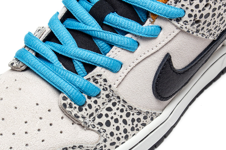 Nike SB | Dunk Low Pro Style # HF7841-001 Color : Phantom / Black / Monarch