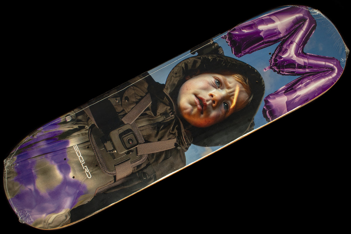 Edglrd - Baby Invasion Deck&nbsp;
Sizes : 8.5", 8.625" &amp; 8.75"
Wheelbase : 14.5" (all sizes)
Length : 31.12" (8.5), 32.125" (8.625) &amp; 32.43 (8.75)&nbsp;
Mike Arnold