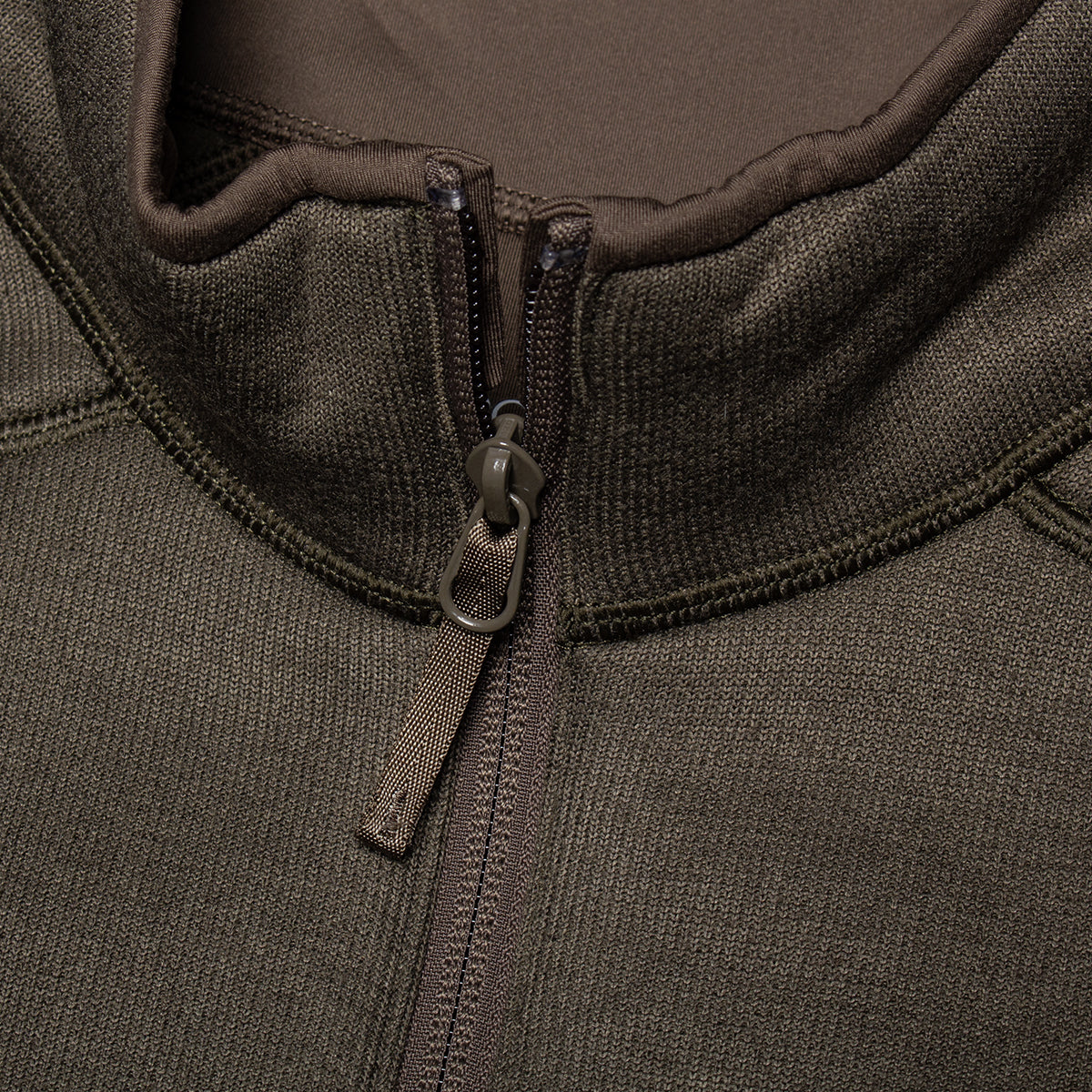 Arc'teryx - Covert Cardigan
Style # X000010727
Color : Mongoose Heather