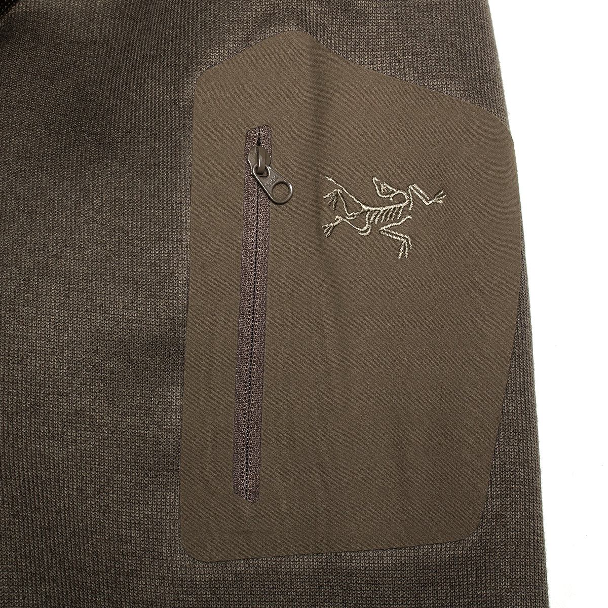 Arc'teryx - Covert Cardigan
Style # X000010727
Color : Mongoose Heather