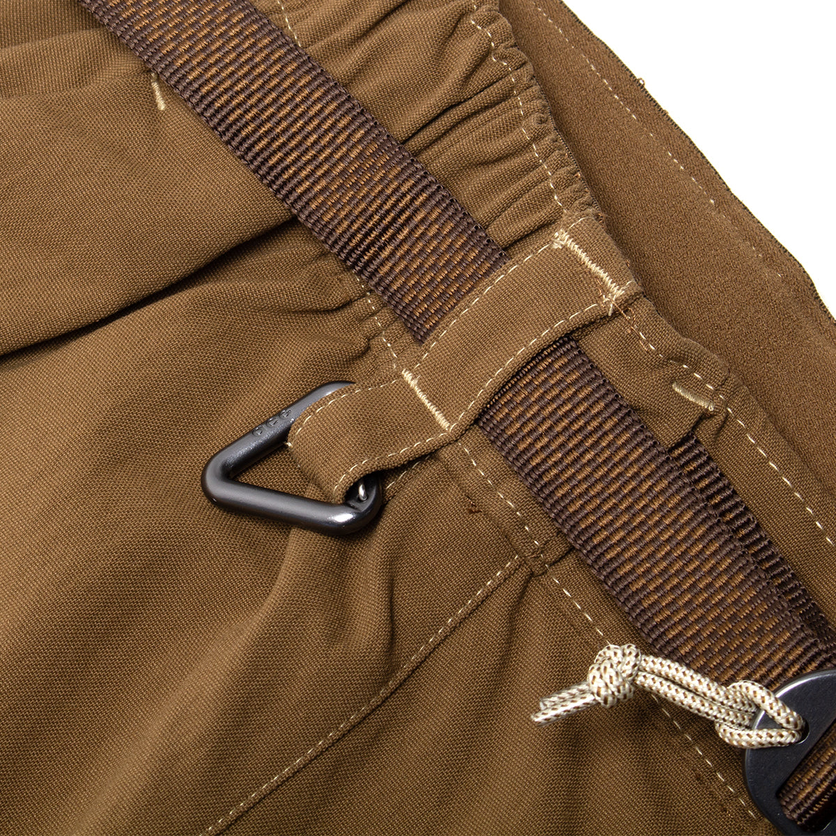 Nike - ACG Smith Summit Cargo Pant
Style # HV0591-235
Color : Mosswood Brown / Anthracite / Summit White