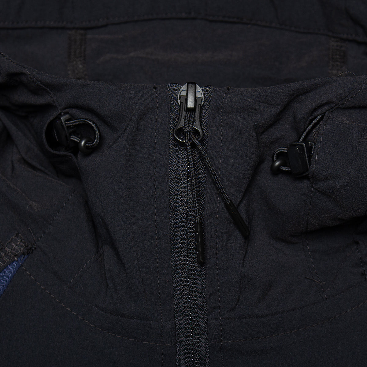 Nike - Zip-Up Jacket
Style # IH8461-010
Color : Black / Obsidian