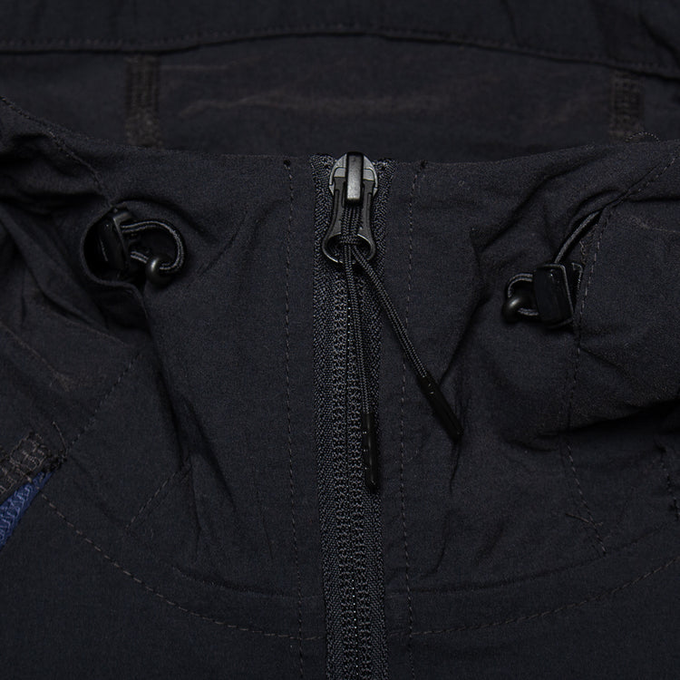Nike - Zip-Up Jacket
Style # IH8461-010
Color : Black / Obsidian
