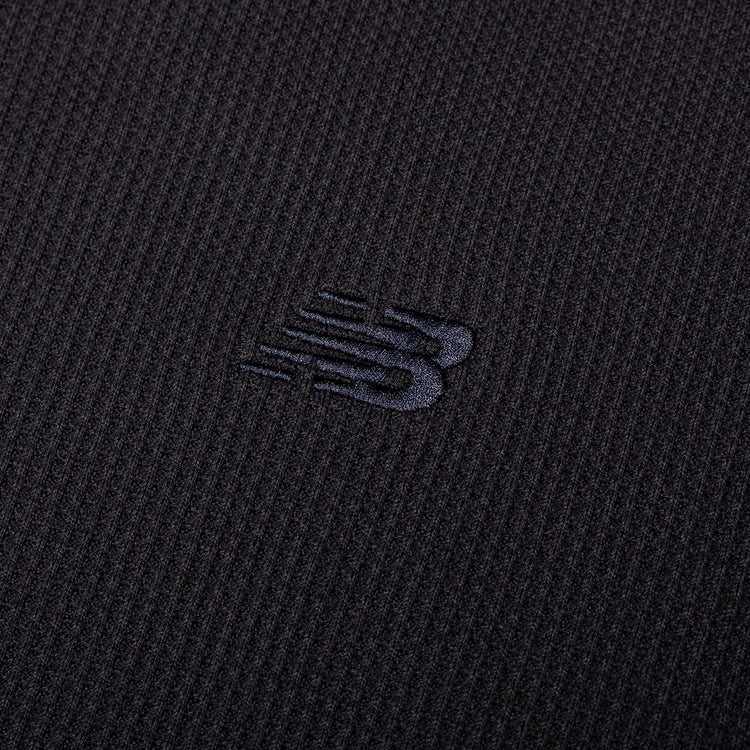 New Balance Numeric - Waffle Knit L/S Henley
Style # MT51958
Color : Dark Night