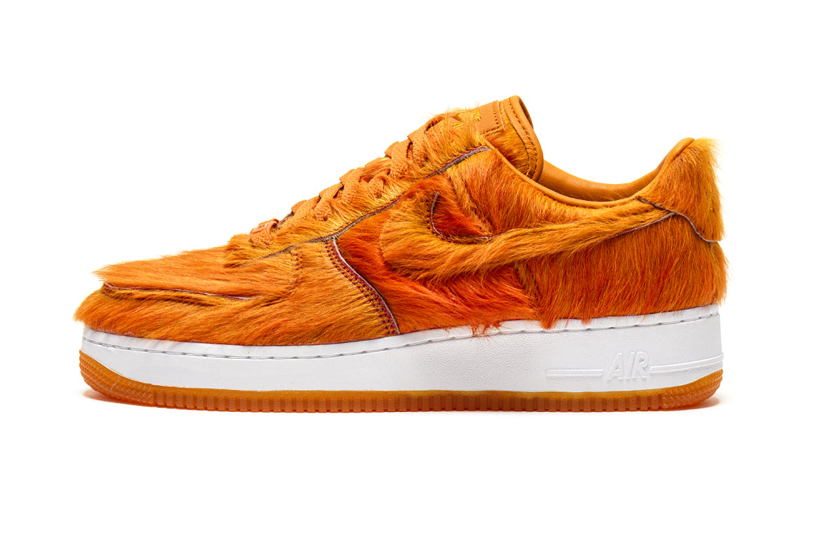 Nike SB - Air Force 1
Style # IR1940-800
Color : Campfire Orange / Sunset / White