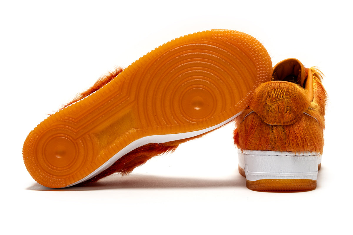 Nike SB - Air Force 1&nbsp;
Style # IR1940-800
Color : Campfire Orange / Sunset / White