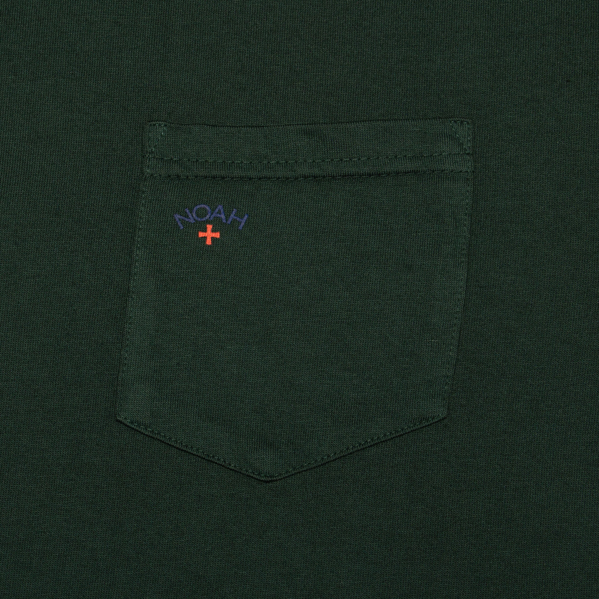 Noah | Core Logo Pocket T-Shirt Color : Forest Green